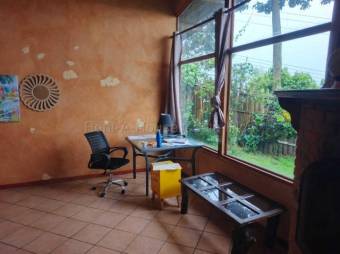 Venta de Casa en San Antonio de Escazú. RAH 27-508 USO MIXTO