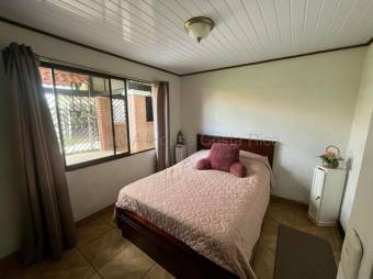 Venta de Casa  4 Aptos Independientes en Barva-San Pedro. RAH 27-509