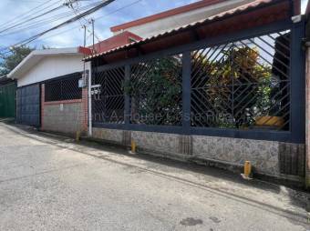 Venta de Casa  4 Aptos Independientes en Barva-San Pedro. RAH 27-509