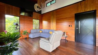 VENTA DE FINCA DE 1 HECTAREA CON CASA, RANCHO Y PISCINA EN LA GUARIA, SAN ISIDRO DE PEREZ ZELEDON
