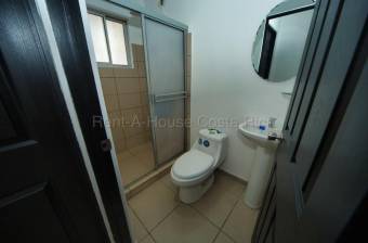 Se alquila casa en Rincón de Sabanilla San Pablo 27-480