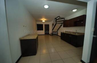 Se alquila casa en Rincón de Sabanilla San Pablo 27-480