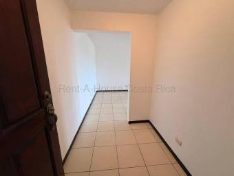 Se alquila apartamento en San Rafael Alajuela 27-445