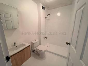 Se alquila apartamento en San Rafael Alajuela 27-445