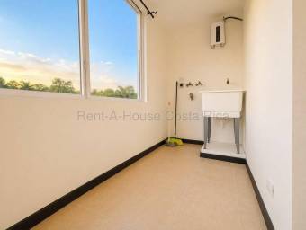 Se alquila casa en San Rafael Alajuela 27-393