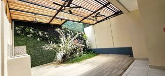 Venta de Casa en Santo Domingo de Heredia.