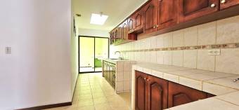 House for sale in Moravia, San José. Code CV5440