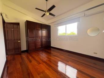 Venta de imponente casa de lujo en Lindora, Santa Ana #26-1558 GS