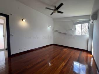 Venta de imponente casa de lujo en Lindora, Santa Ana #26-1558 GS