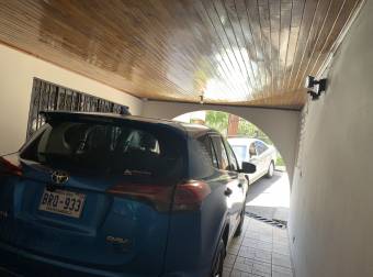 Se Vende Hermosa Casa en La Asunción Belén de Heredia 