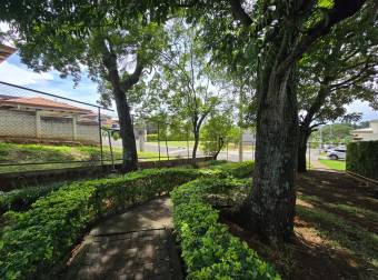 VENTA DE TERRENO EN CONDOMINIO ARBORA, DESAMPARADOS, ALAJUELA
