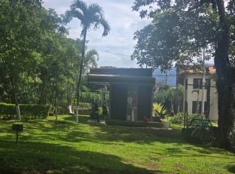 VENTA DE TERRENO EN CONDOMINIO ARBORA, DESAMPARADOS, ALAJUELA