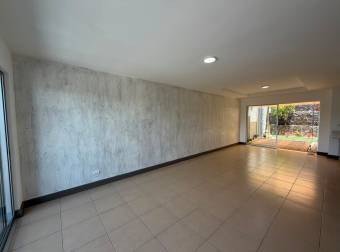 VENTA DE CASA EN SAN PABLO DE HEREDIA, 3 PISOS CON VISTA