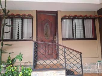 Venta de Casa en Desamparados-San Rafael Arriba. RAH 27-525