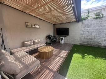Venta de Casa en San Rafael-Santiago, Heredia. RAH 27-488