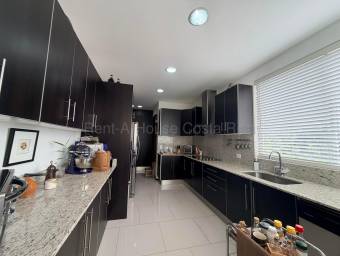 Alquiler de apartamento en Santa Ana #26-2132 GS