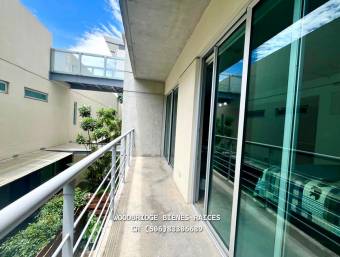 Avenida Escazú loft amueblado en alquiler $1.600 / 1 dormitorio Avenida Escazú loft amueblado en alquiler $1.600 / 1 dormitorio