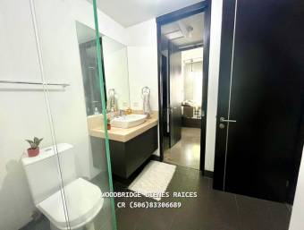 Avenida Escazú loft amueblado en alquiler $1.600 / 1 dormitorio Avenida Escazú loft amueblado en alquiler $1.600 / 1 dormitorio