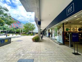 Avenida Escazú loft amueblado en alquiler $1.600 / 1 dormitorio Avenida Escazú loft amueblado en alquiler $1.600 / 1 dormitorio