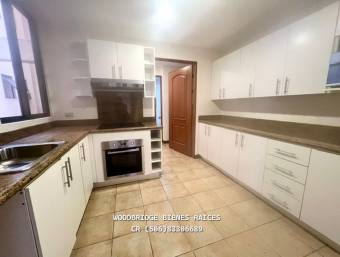 $1.700 Apartamento alquiler Escazú /3 dormitorios