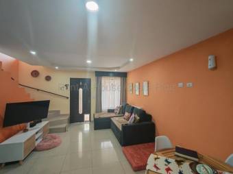 Venta de Casa en Granadilla de Curridabat. RAH 27-470