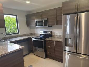 Venta de Apartamento en Santa Ana-Brasil. RAH 26-1696