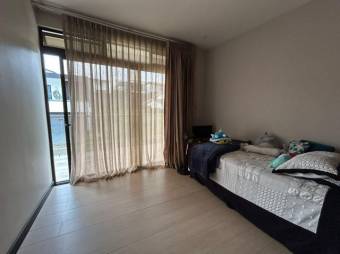 Venta de Casa en Heredia. RAH 25-627