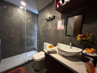 Venta de Casa en Heredia. RAH 25-627