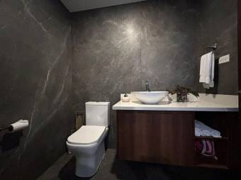 Venta de Casa en Heredia. RAH 25-627