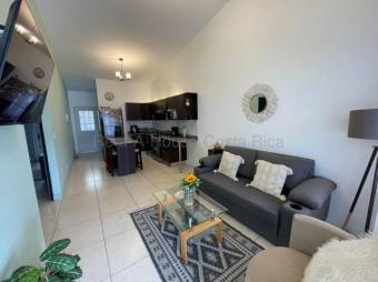 Venta de Casa en Condominio Terrazas del Norte-San Rafael de Alajuela. 27-569 