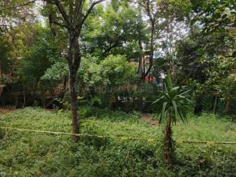Venta de Lote Residencial en Piedades de Santa Ana. RAH 27-550 
