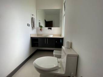 Venta de Casa en Santa Ana. RAH 27-546
