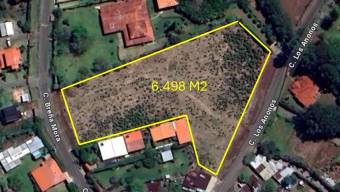 Venta de Lote en San Isidro de Heredia. RAH 27-558