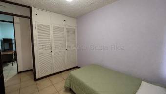 Venta de Apartamento en Sabanilla, Montes de Oca. RAH 27-580