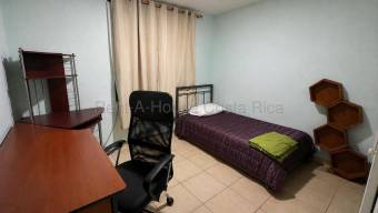 Venta de Apartamento en Sabanilla, Montes de Oca. RAH 27-580
