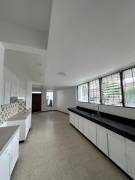 Casa Amplia de 2 Plantas en Curridabat
