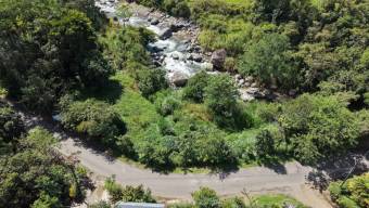 SE VENDE TERRENO IDEAL PARA PROYECTO RESIDENCIAL O REFUGIO TURISTICO FRENTE AL RIO