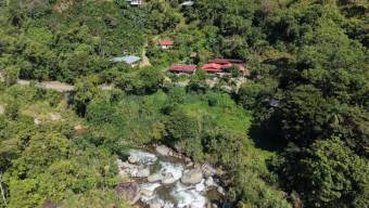 SE VENDE TERRENO IDEAL PARA PROYECTO RESIDENCIAL O REFUGIO TURISTICO FRENTE AL RIO