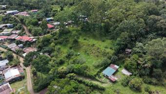 SE VENDE TERRENO LISTO PARA CONSTRUIR CON ARROYO NATURAL Y VISTAS A LAS MONTAÑAS