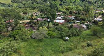 SE VENDE TERRENO LISTO PARA CONSTRUIR CON ARROYO NATURAL Y VISTAS A LAS MONTAÑAS