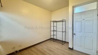 Se alquila apartamento en La Asunción Belén 27-577