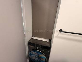Se alquila apartamento en Mata Redonda San José 27-540