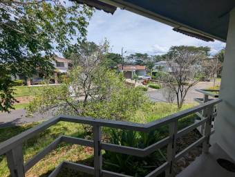 Se alquila casa en La Guácima Alajuela 27-552