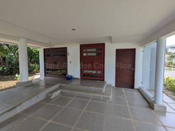 Se alquila casa en La Guácima Alajuela 27-552
