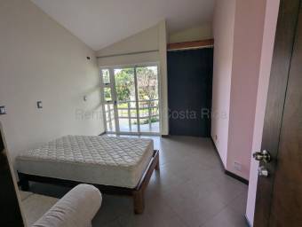 Se alquila casa en La Guácima Alajuela 27-552