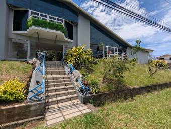 Se alquila casa en La Guácima Alajuela 27-552