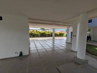 Se alquila casa en La Guácima Alajuela 27-552