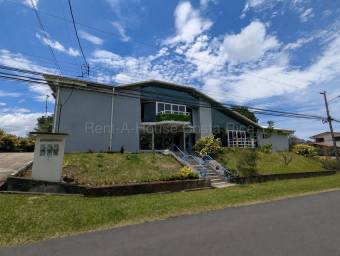 Se alquila casa en La Guácima Alajuela 27-552