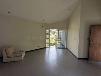Se alquila casa en La Guácima Alajuela 27-552