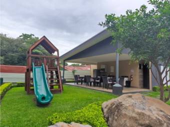 ALQUILER  DE CASA NUEVA, ALAJUELA, SAN RAFAEL, CONDOMINIO ARCADIA.